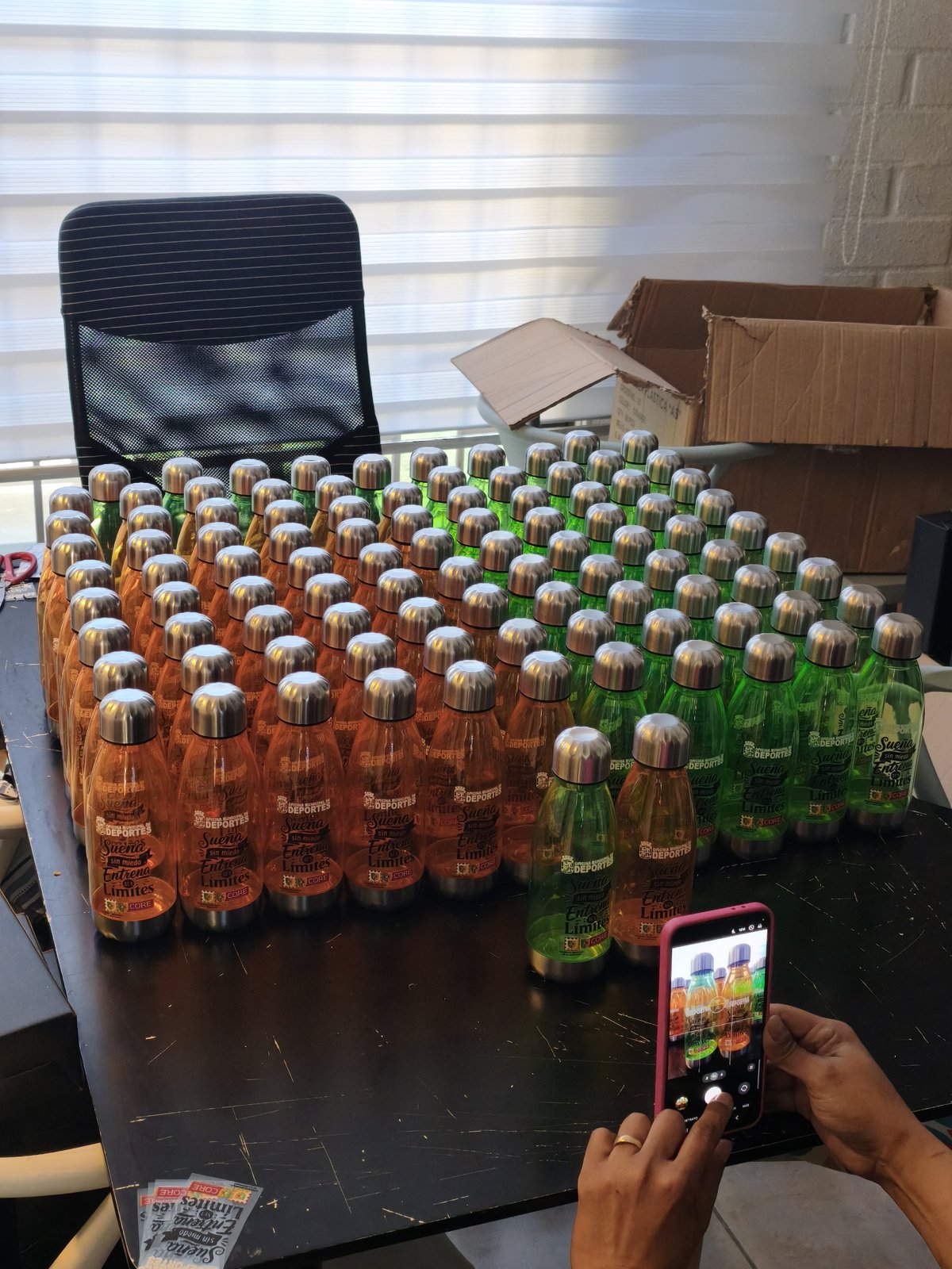 Lote de botellas deportivas personalizadas